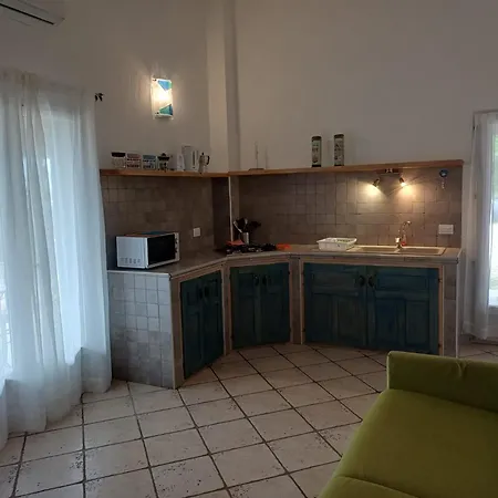Sole E Sale In Sardegna Пула
